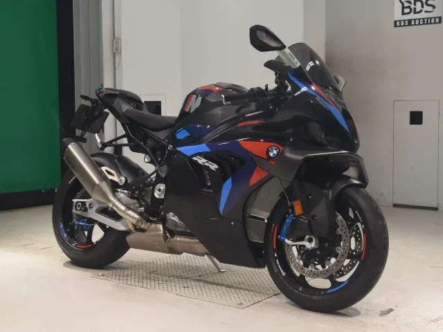 BMW M 1000 RR