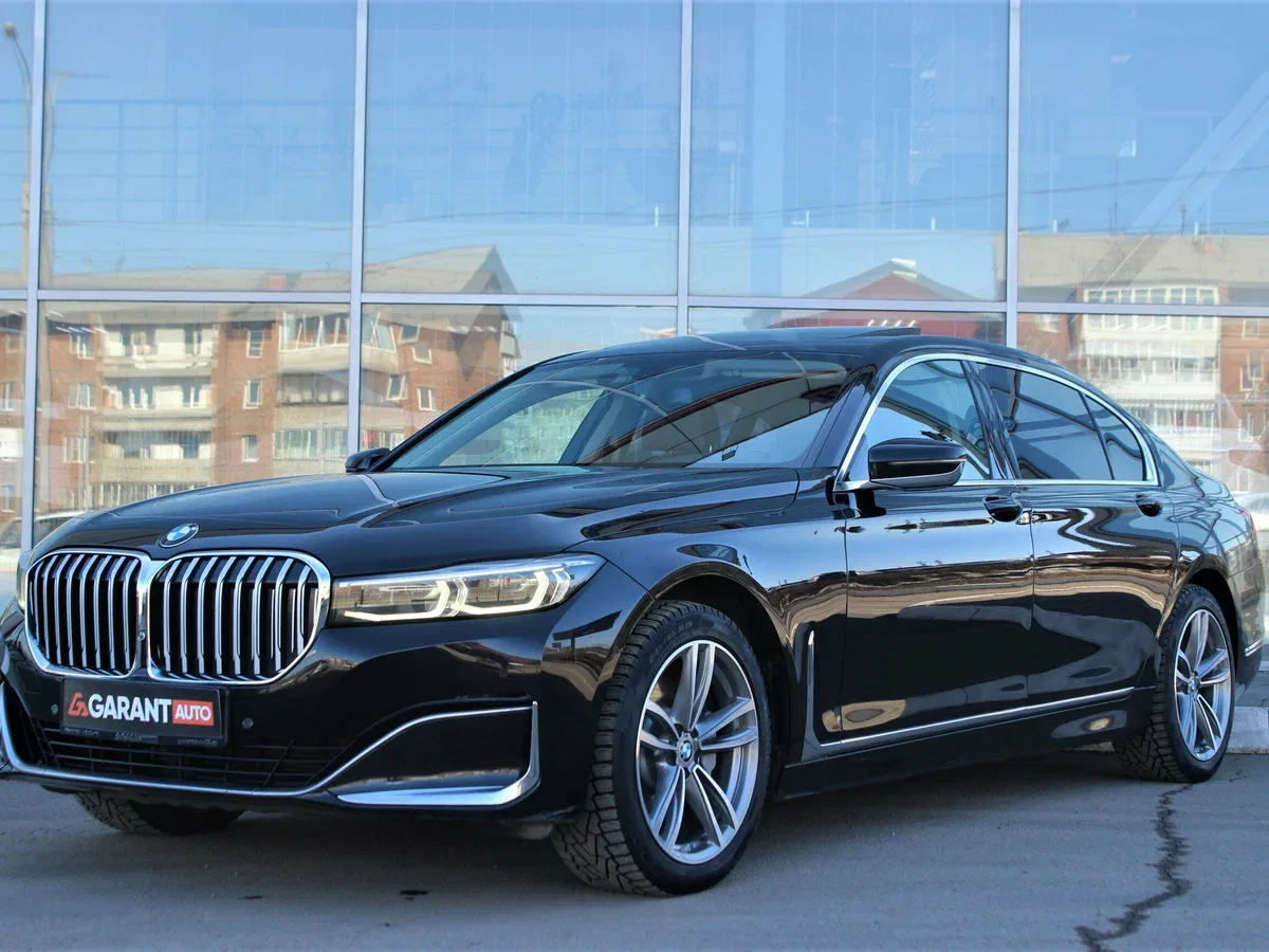 BMW 7 серии VI (G11/G12) Рестайлинг