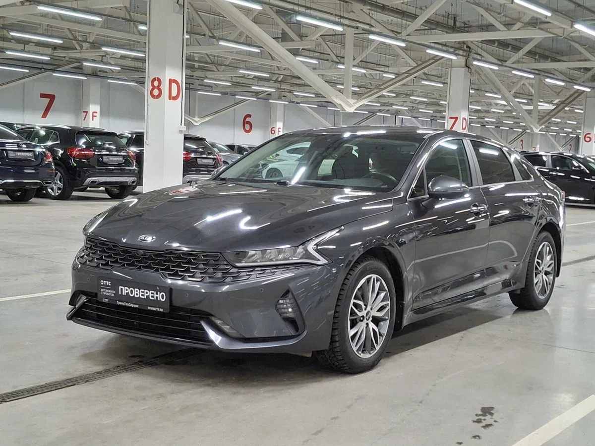 Kia K5 III