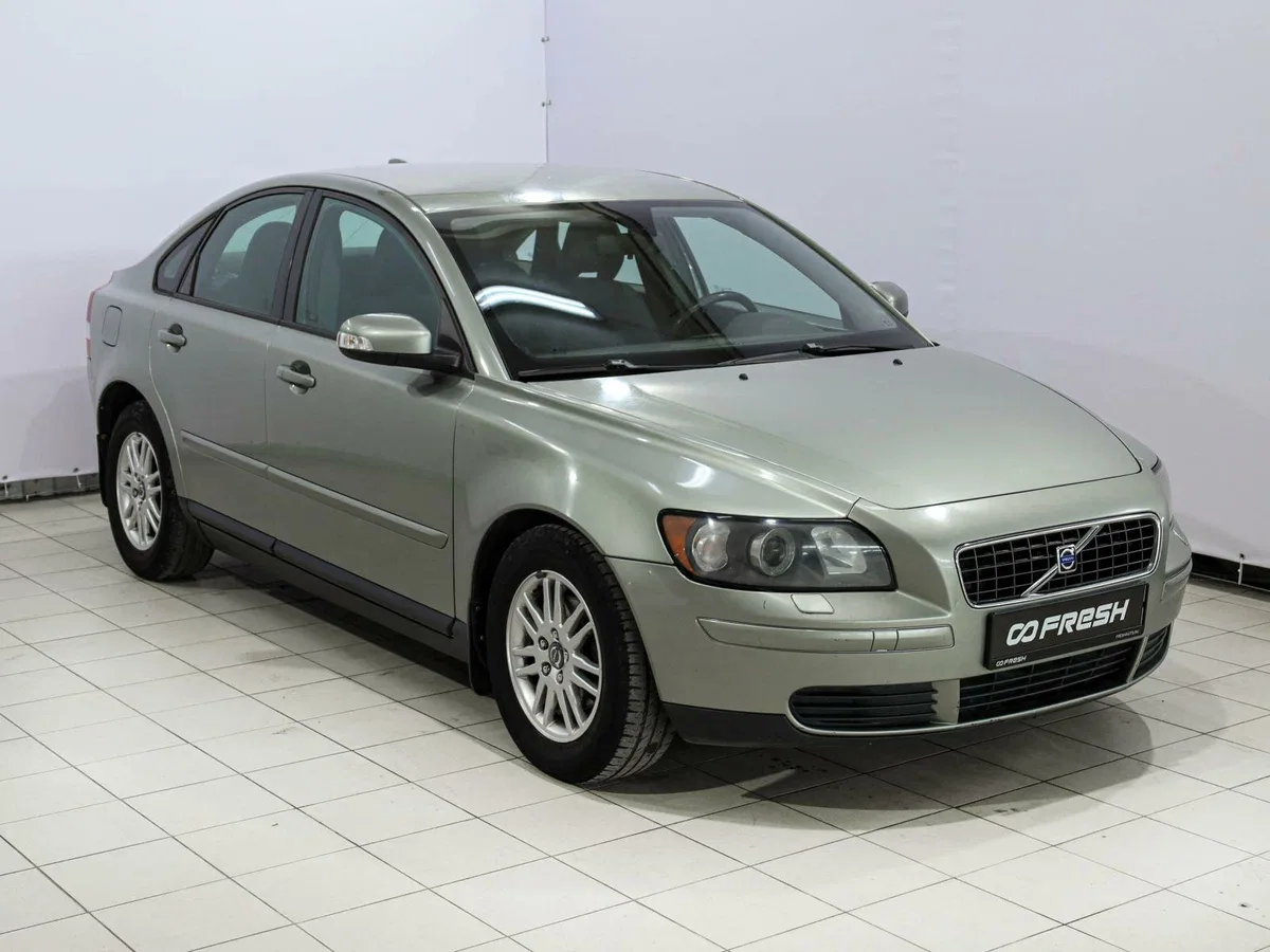 Volvo S40 II
