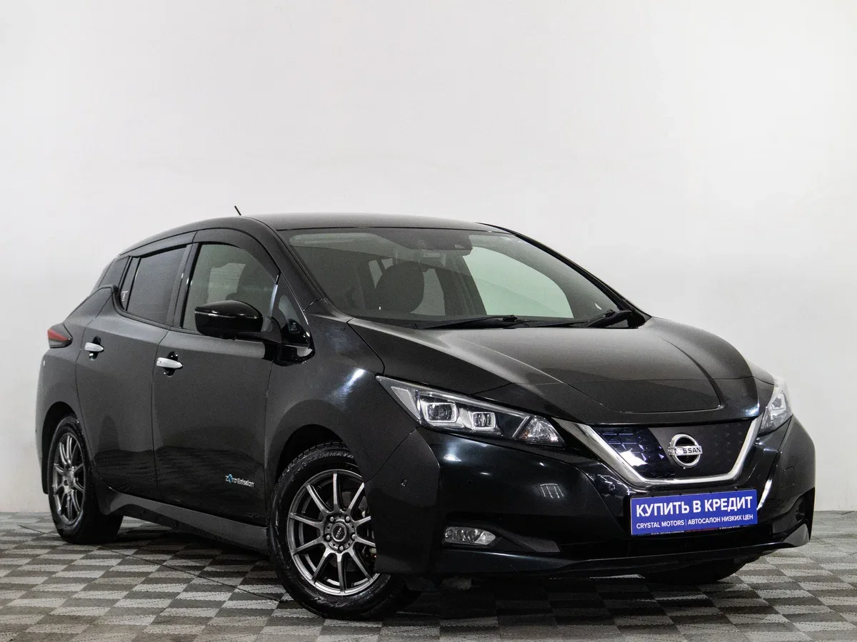 Nissan Leaf II (ZE1)