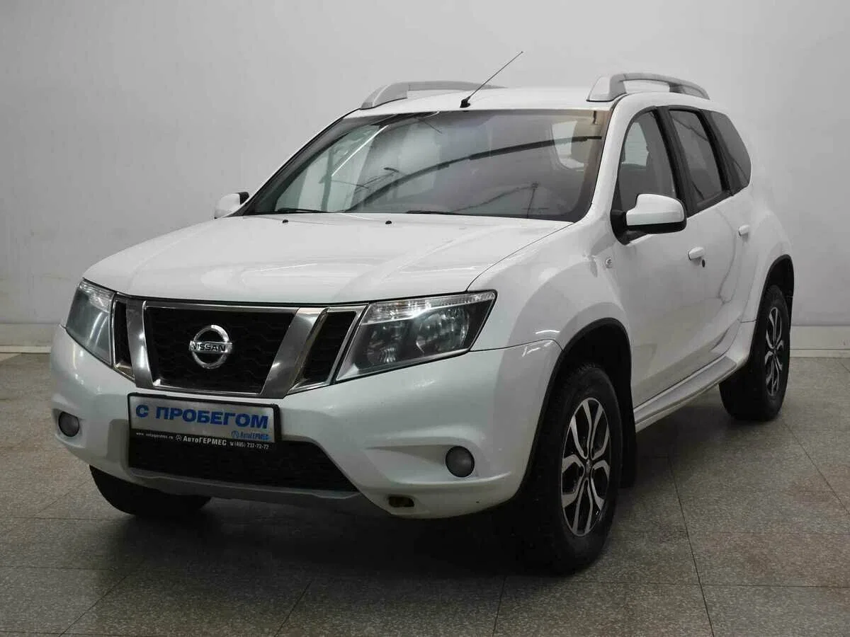 Nissan Terrano III (D10)