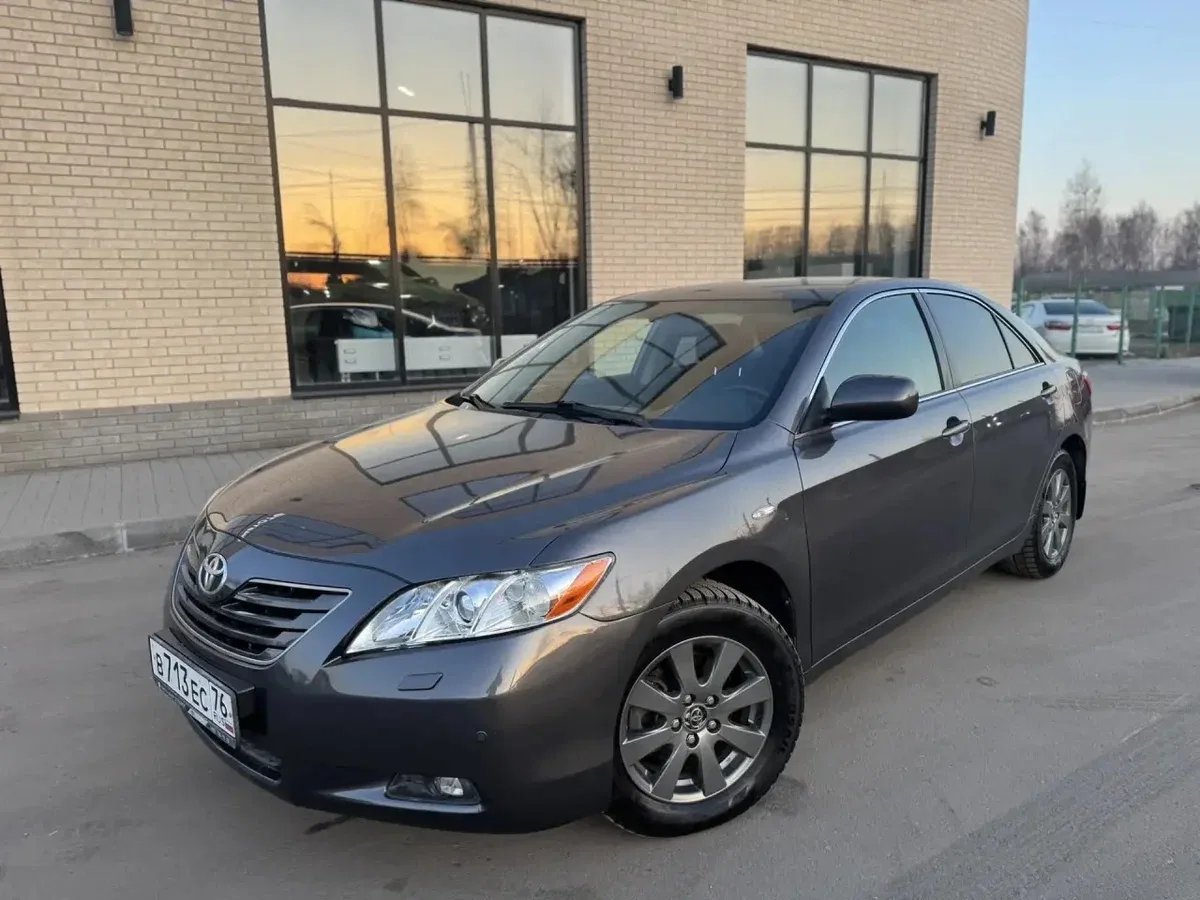 Toyota Camry VI (XV40)