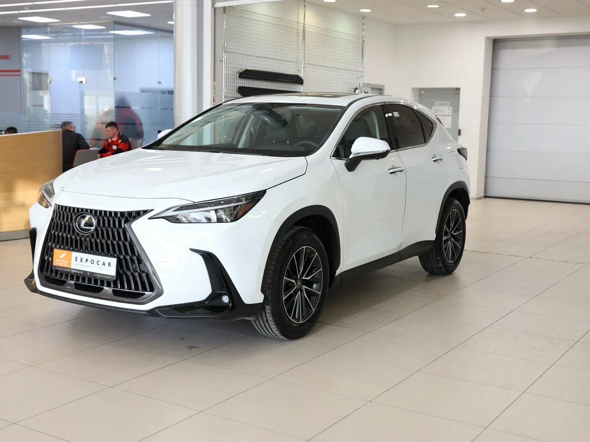 Lexus NX II