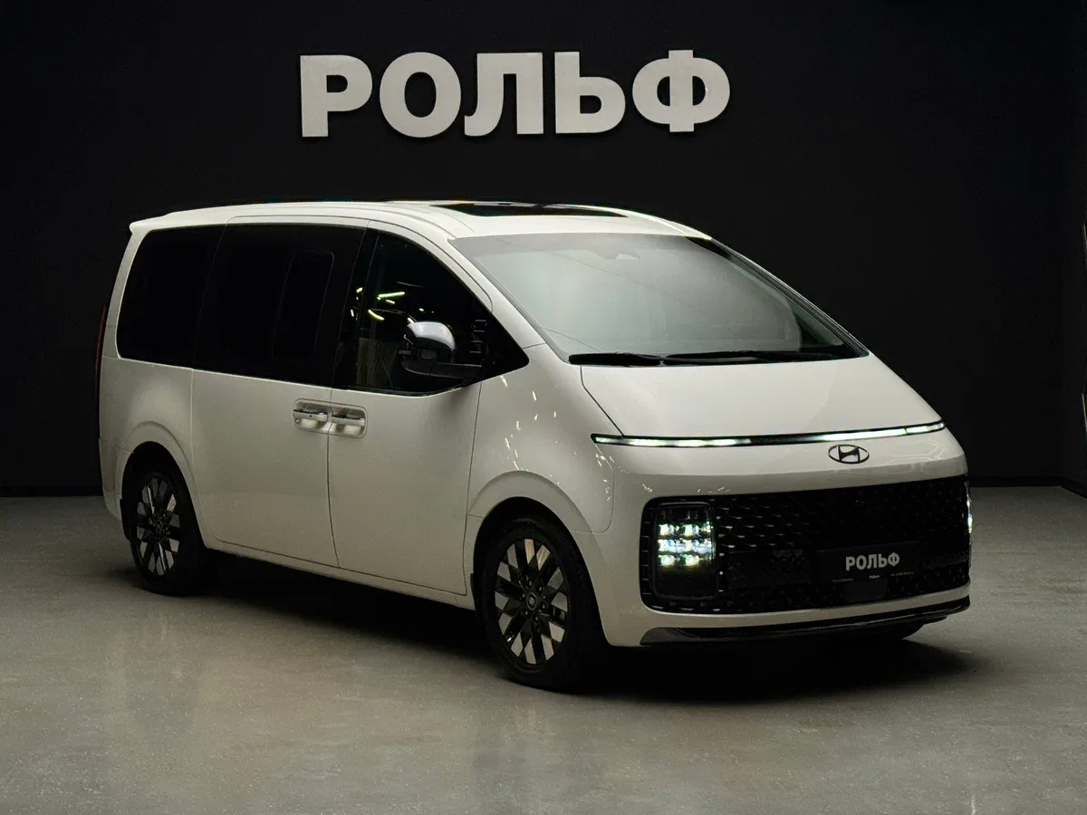 Hyundai Staria
