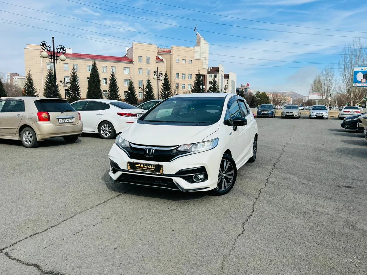 Honda Fit III Рестайлинг