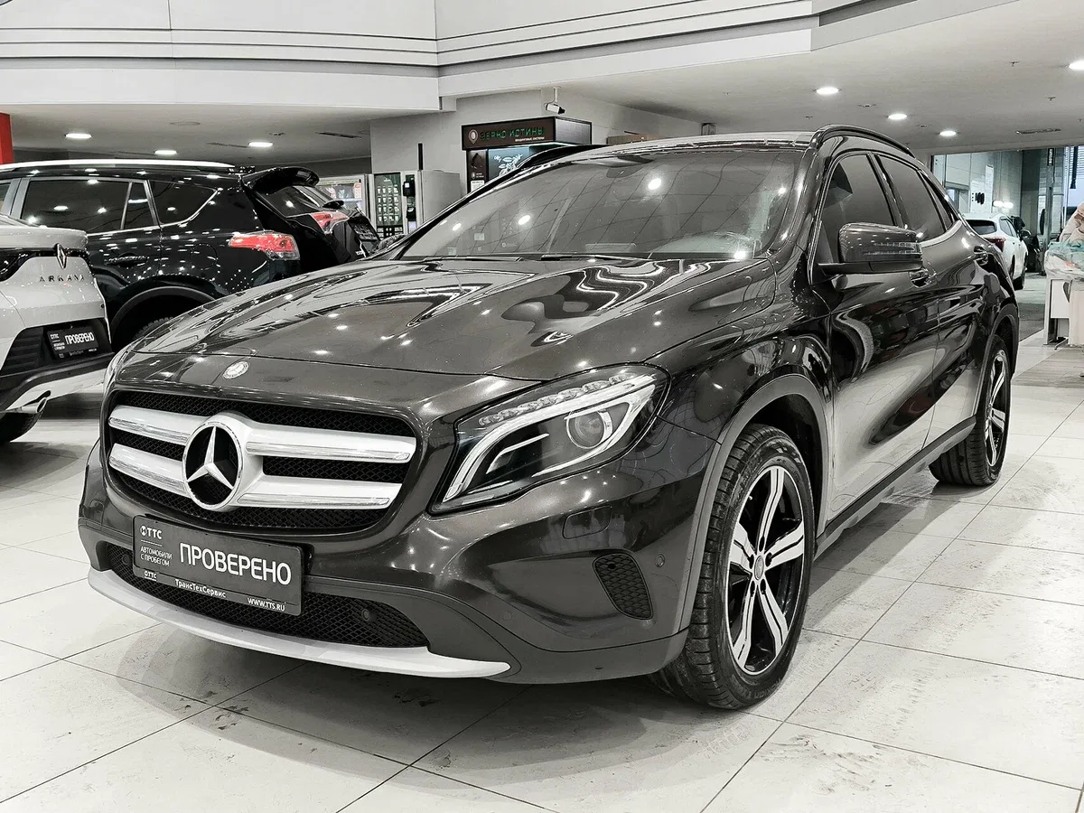 Mercedes-Benz GLA I (X156)