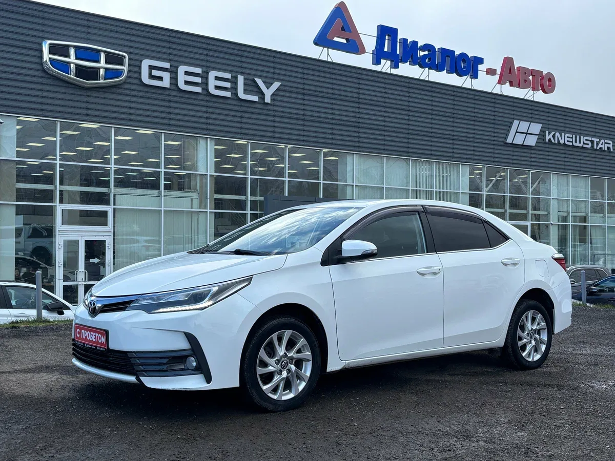 Toyota Corolla XI (E160, E170, E180) Рестайлинг 1