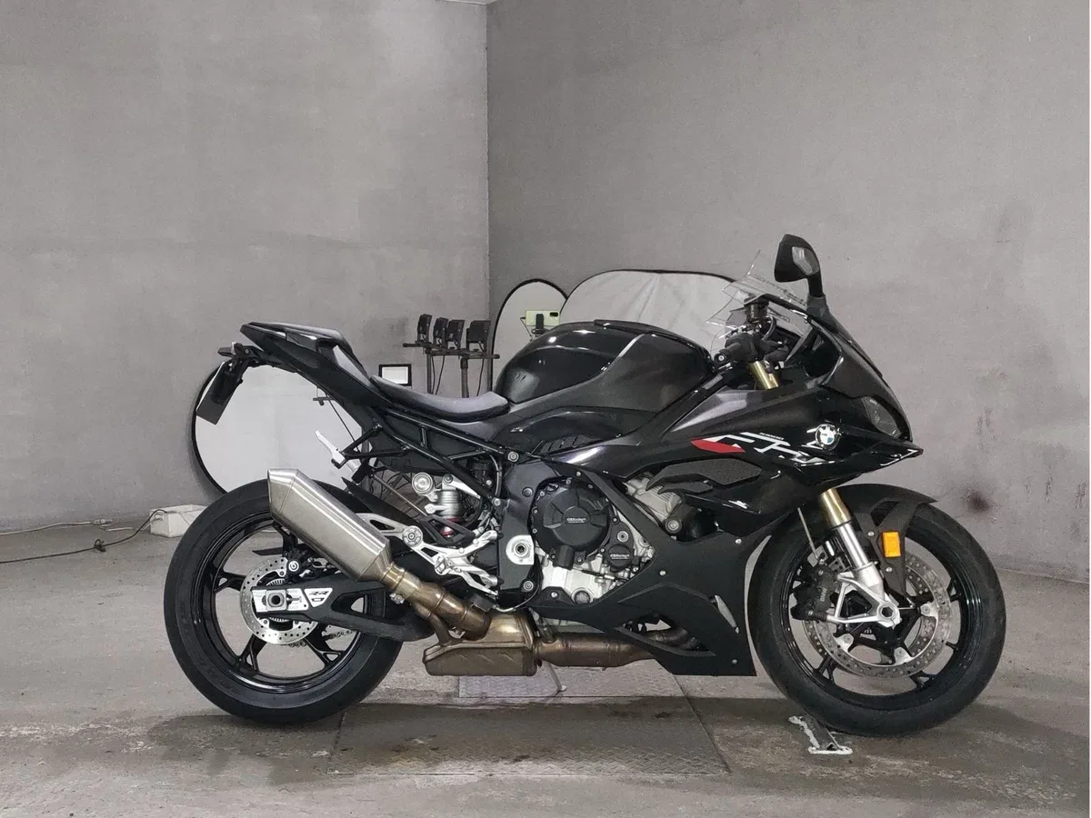 BMW S 1000 RR