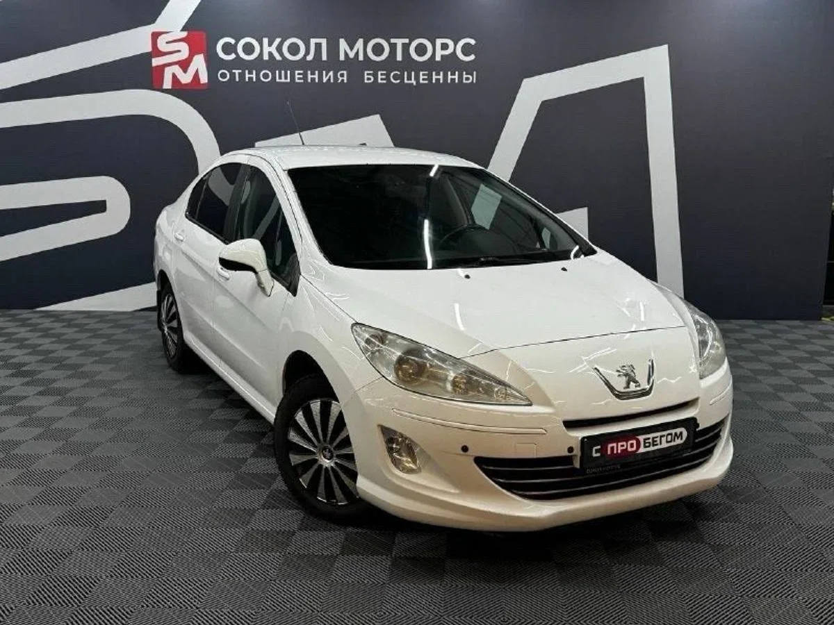 Peugeot 408 I