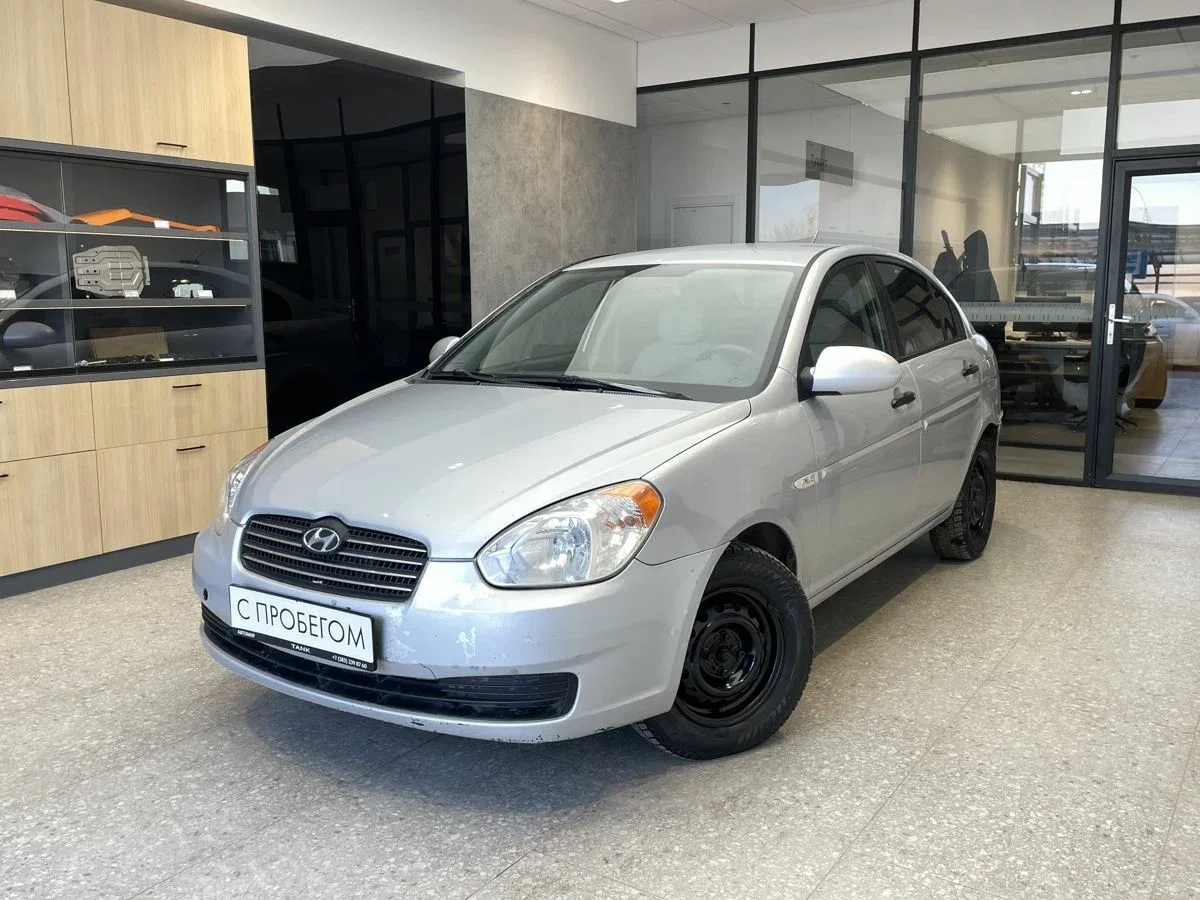 Hyundai Verna II