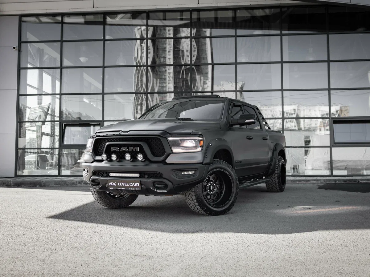 Ram 1500 V