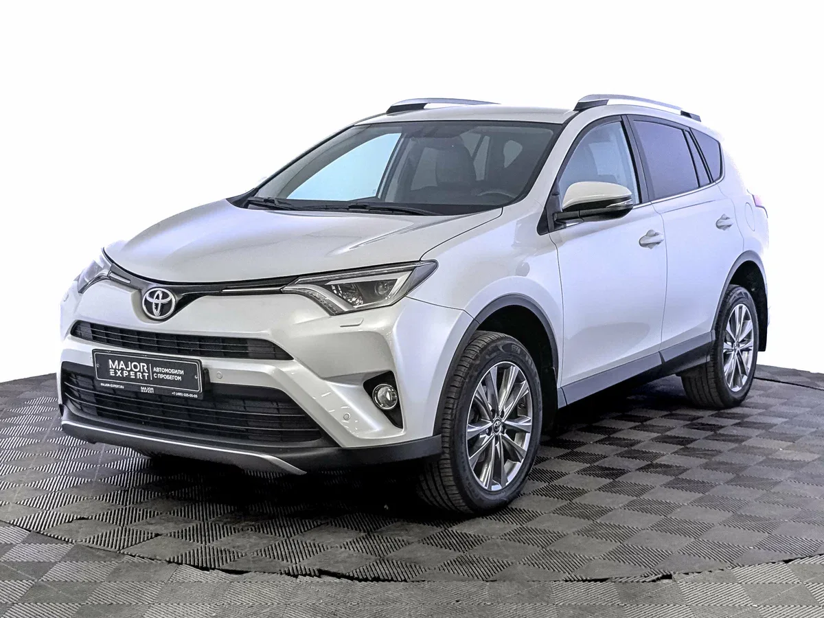 Toyota RAV4 IV (XA40) Рестайлинг