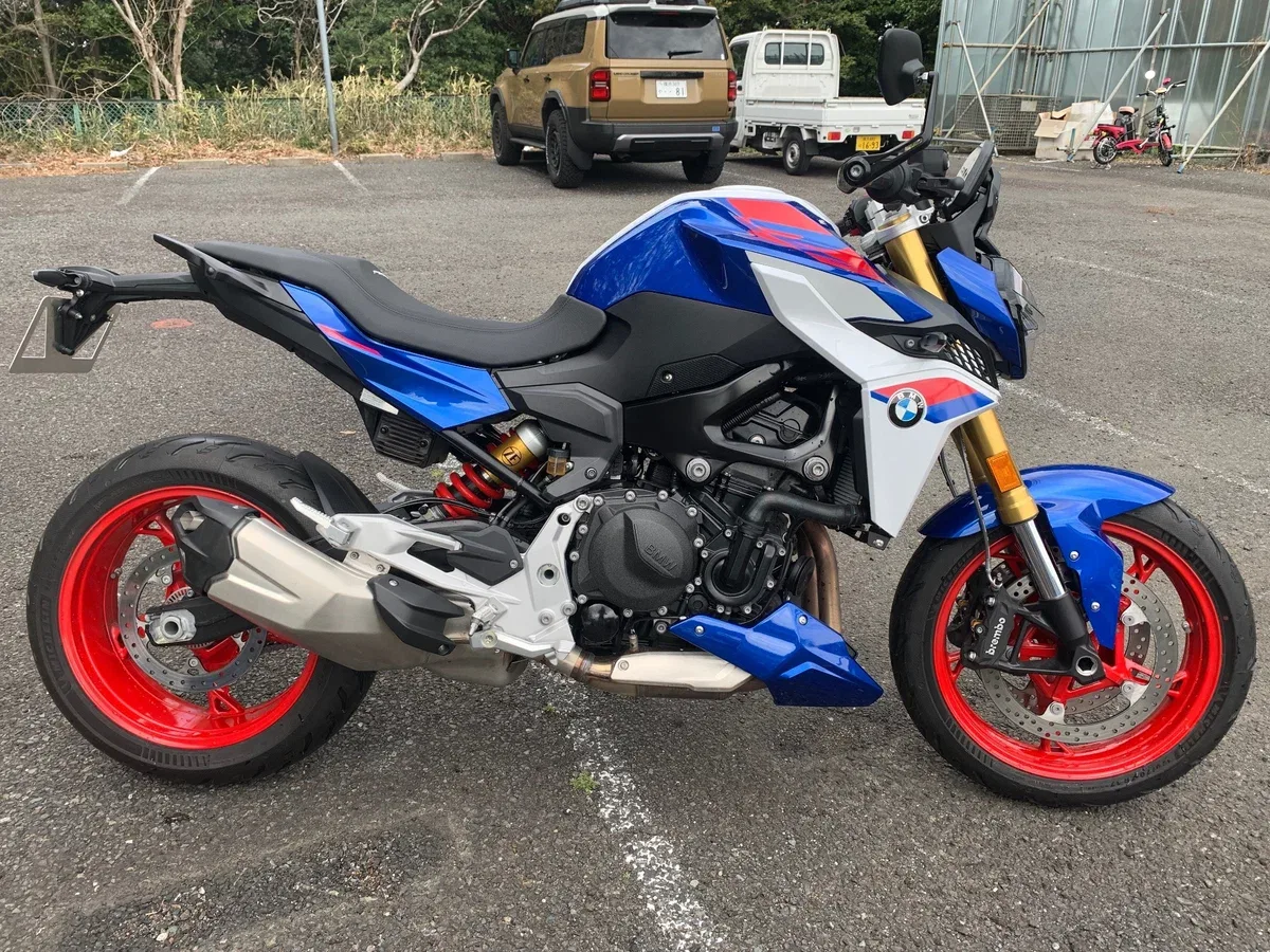 BMW F 900 R