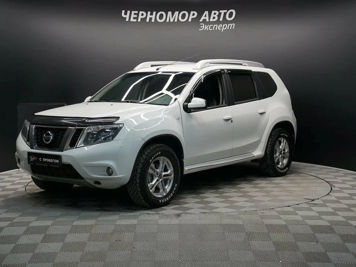Nissan Terrano III (D10)