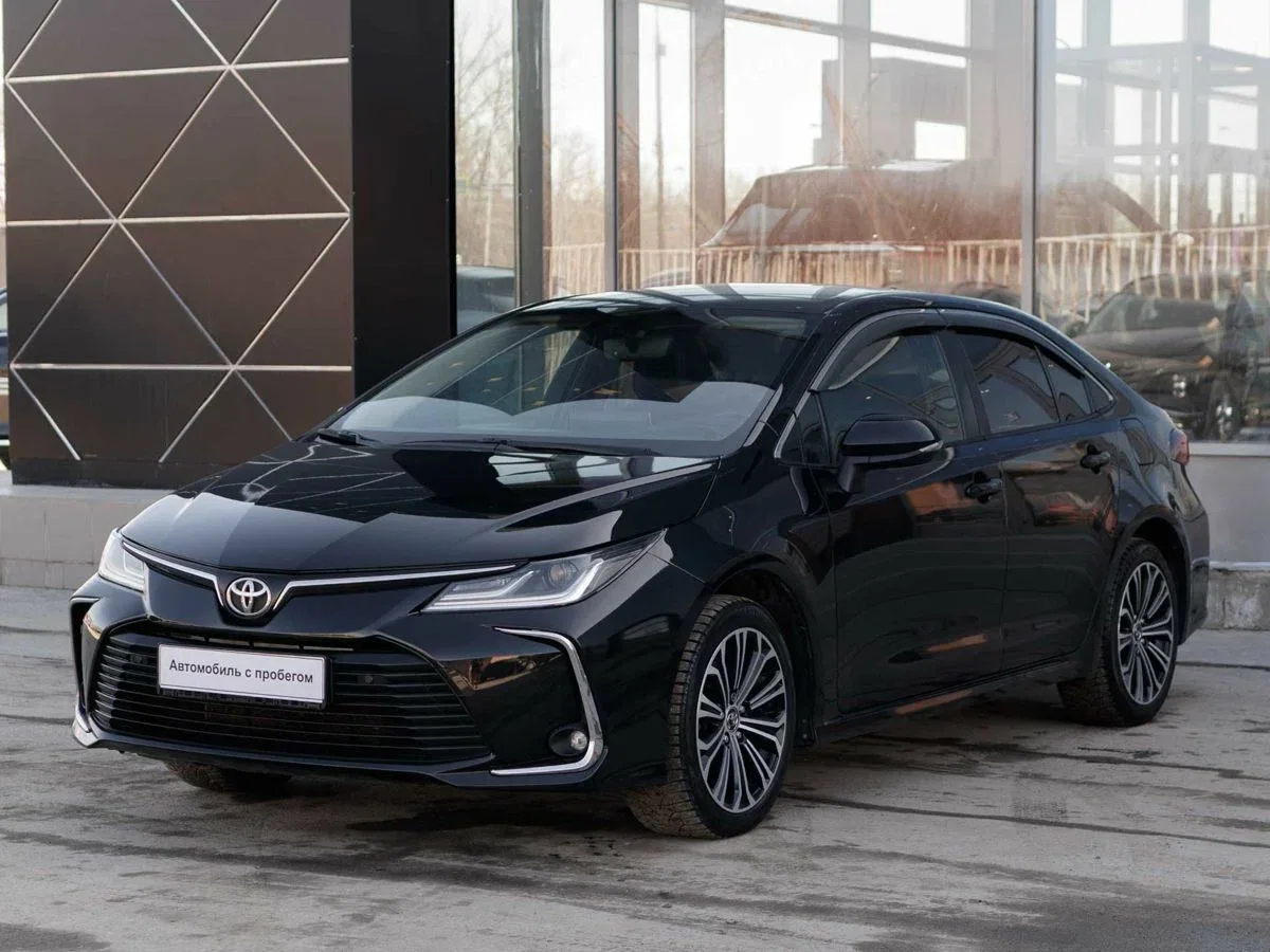 Toyota Corolla XI (E160, E170, E180) Рестайлинг 1