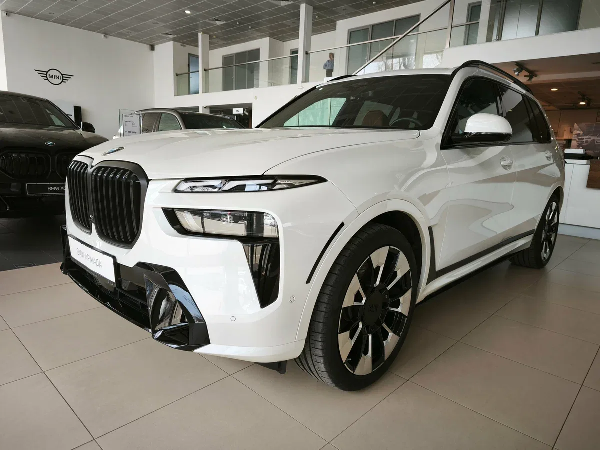 BMW X7 I (G07) Рестайлинг