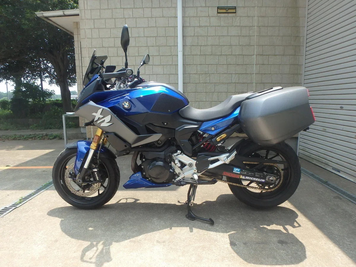 BMW F 900 XR