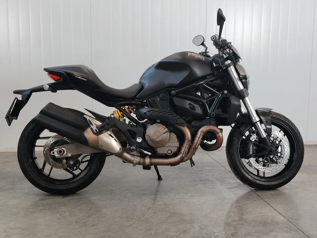 Ducati Monster 821