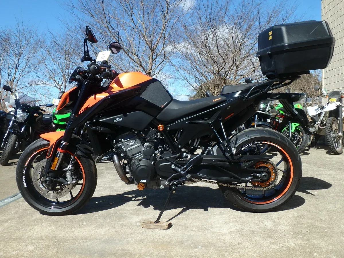 KTM AG 890 Duke