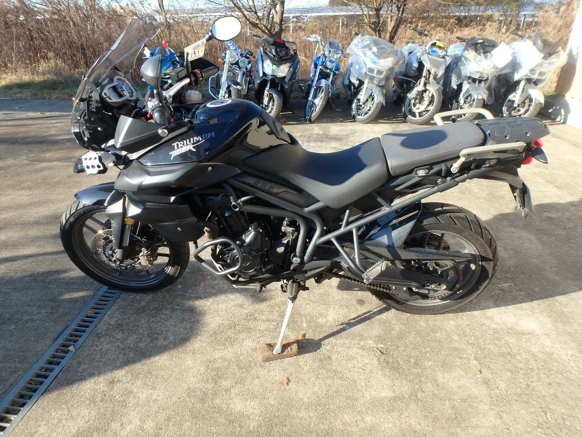 Triumph Tiger 800
