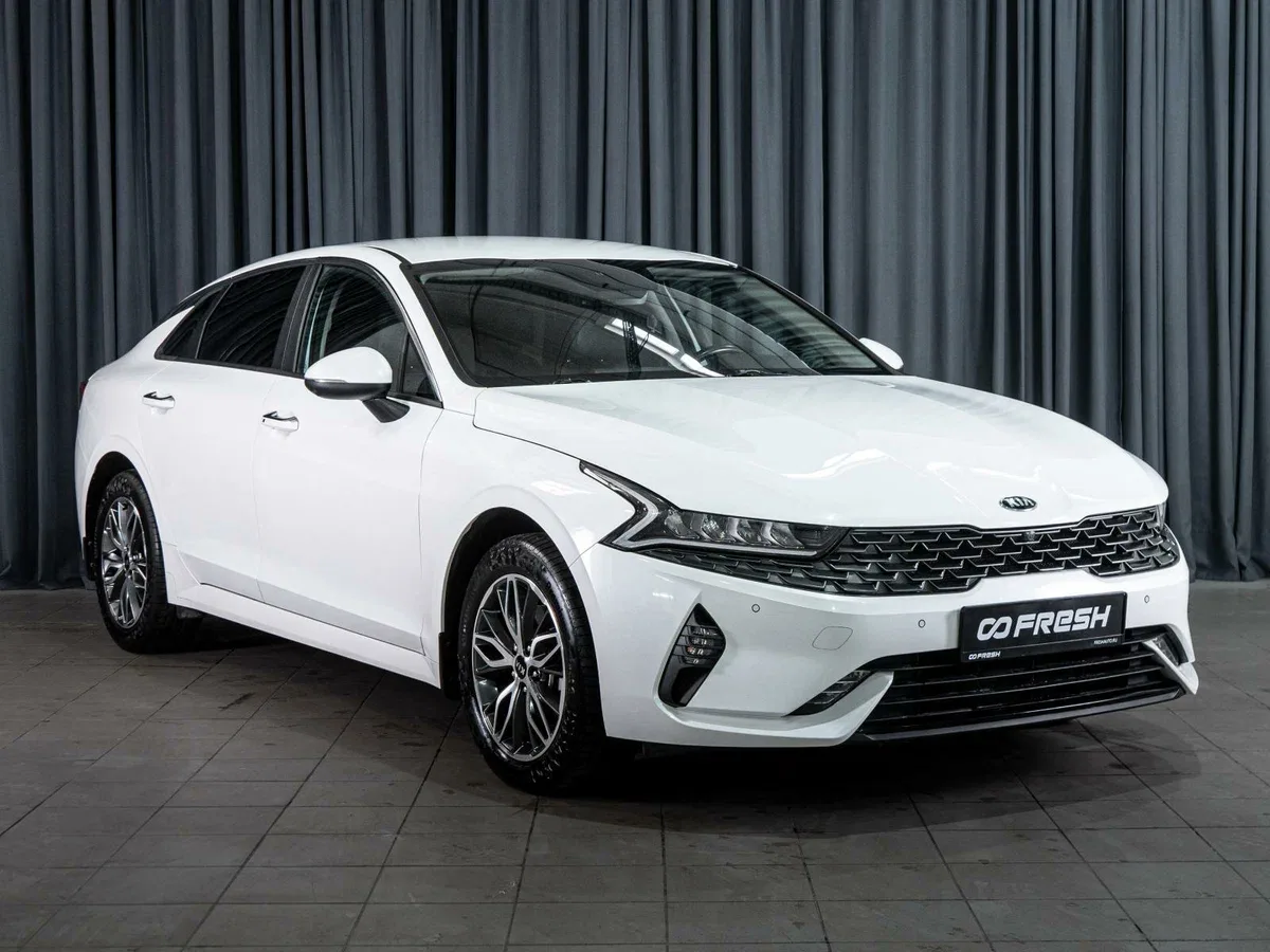 Kia K5 III