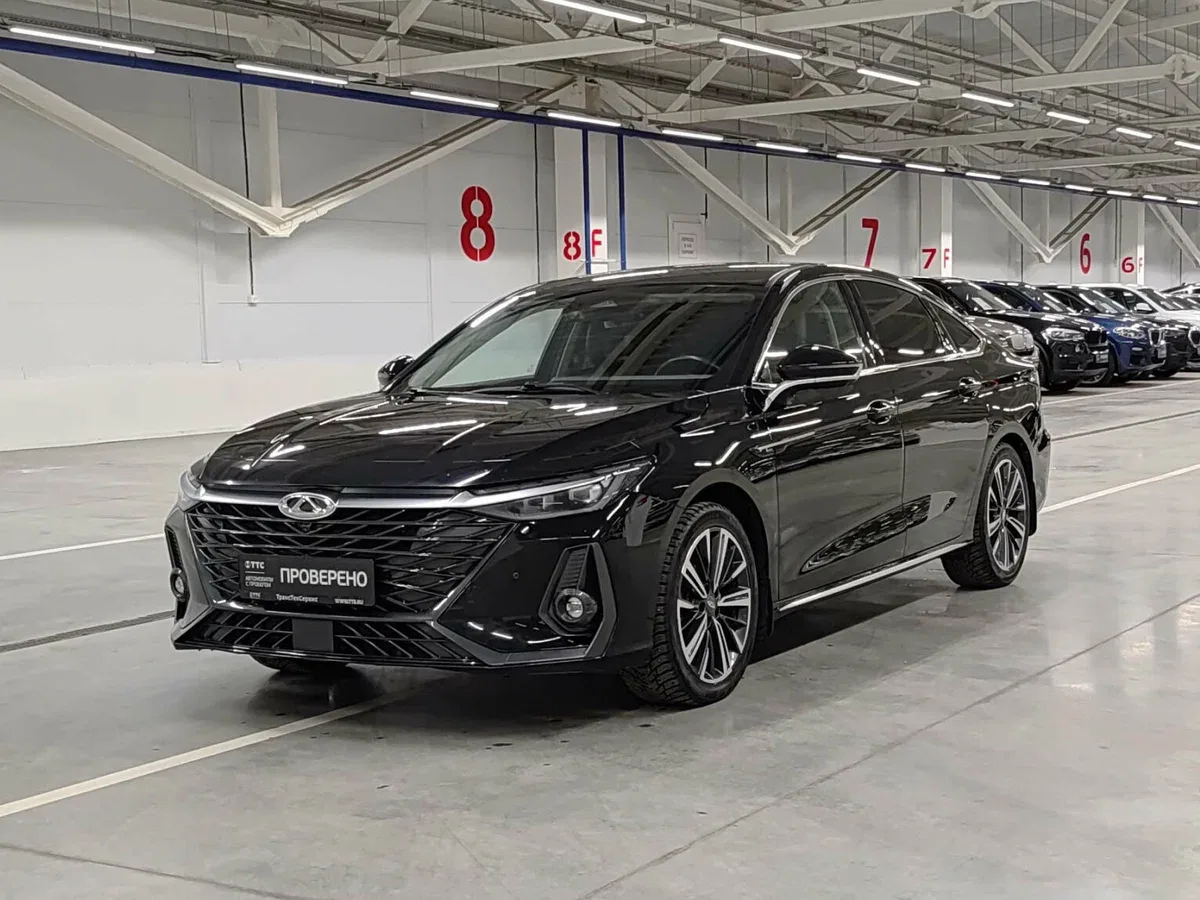 Chery Arrizo 8