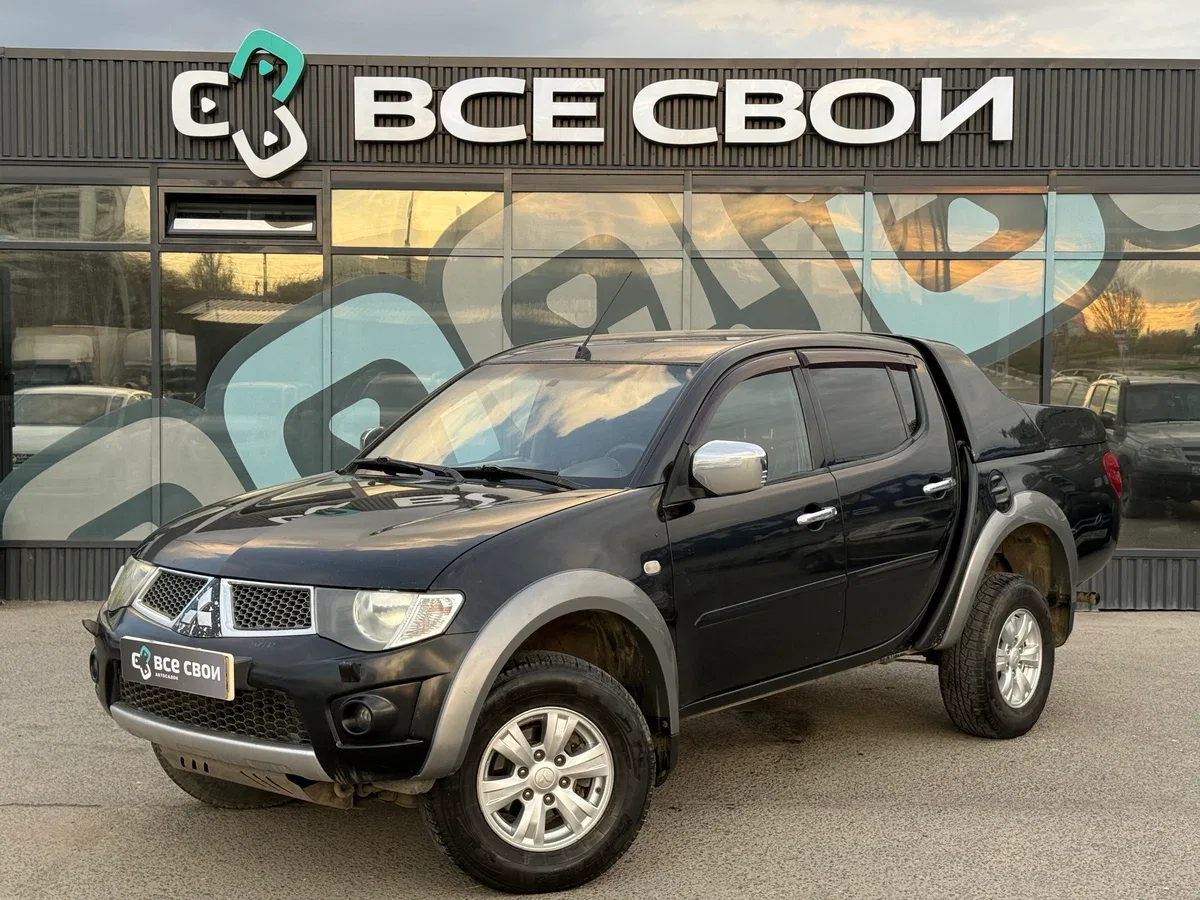 Mitsubishi L200 IV