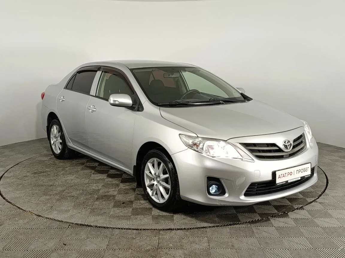 Toyota Corolla X (E140, E150) Рестайлинг