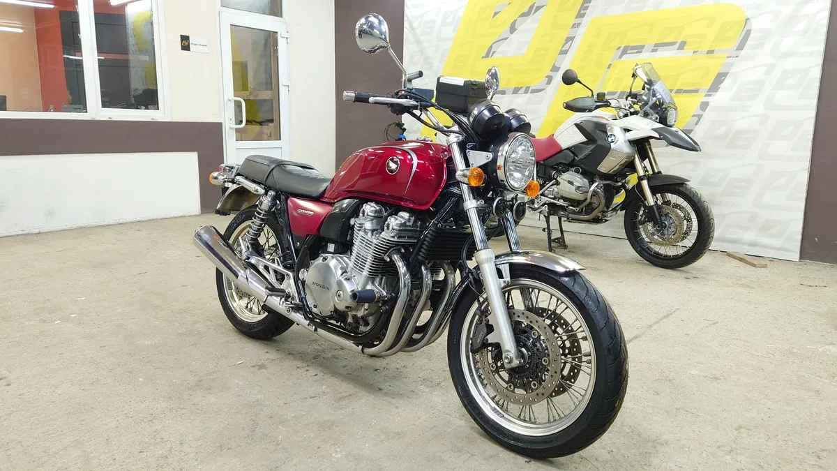 Honda CB1100
