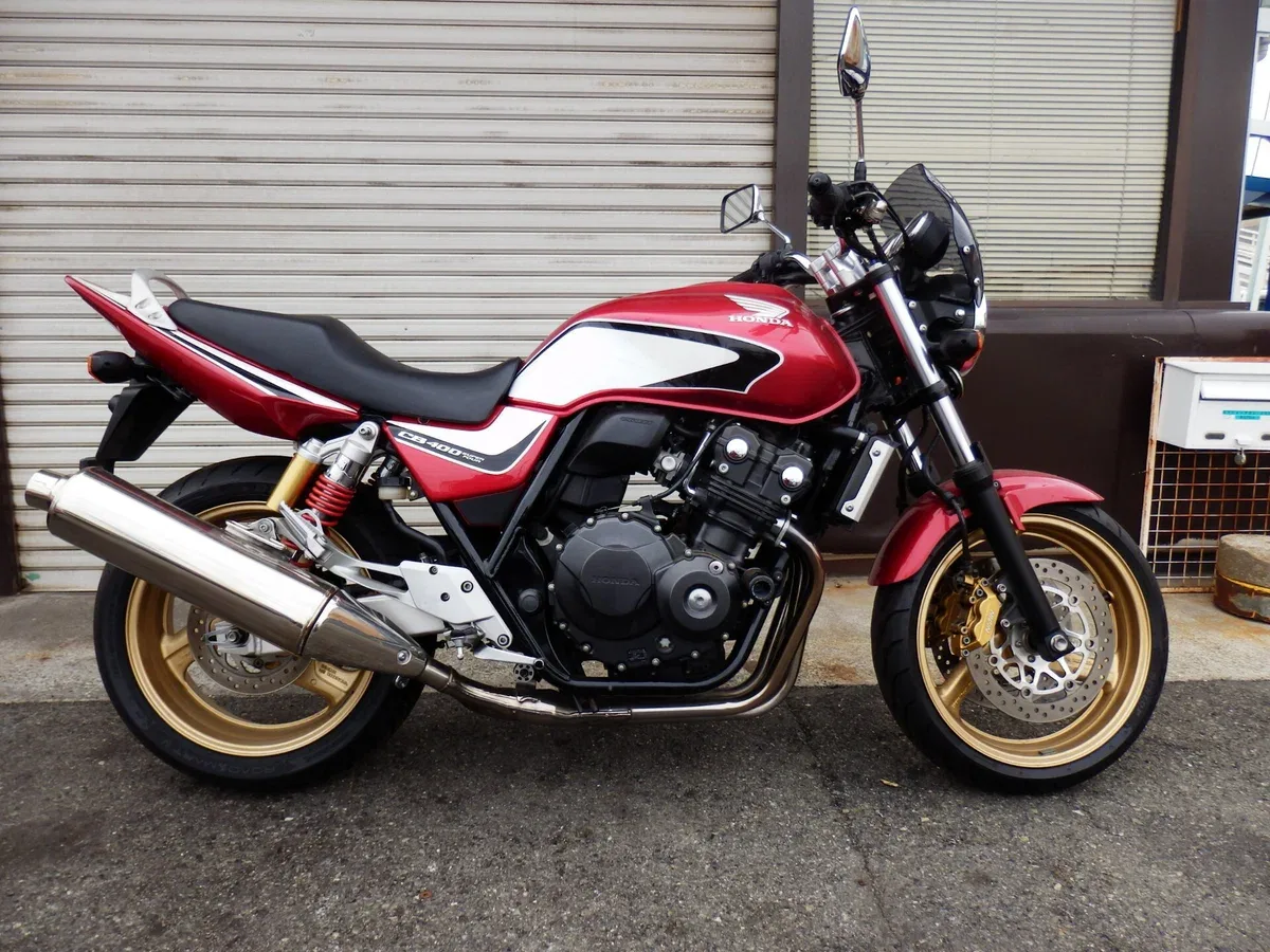 Honda CB 400 Super Four