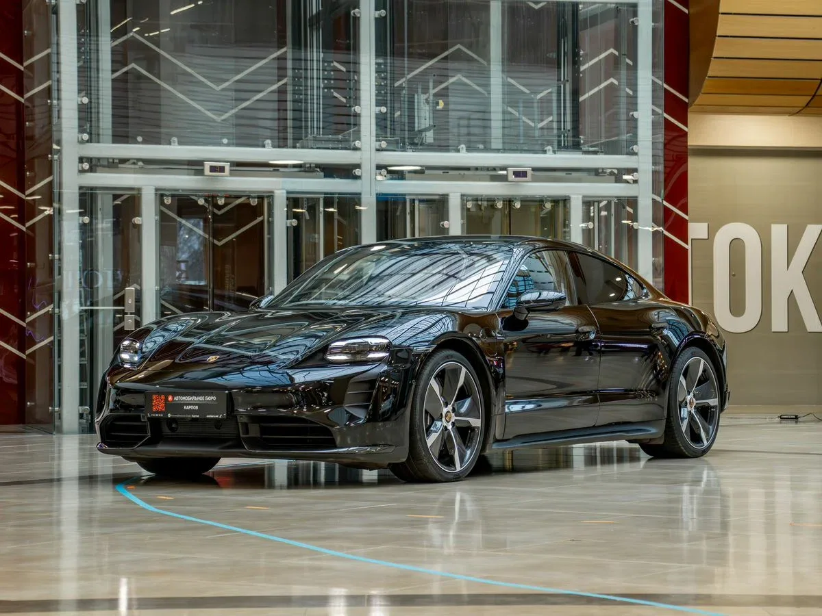 Porsche Taycan I
