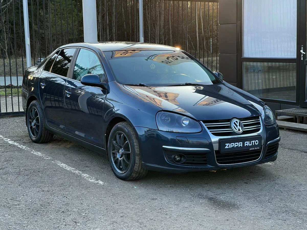 Volkswagen Jetta V
