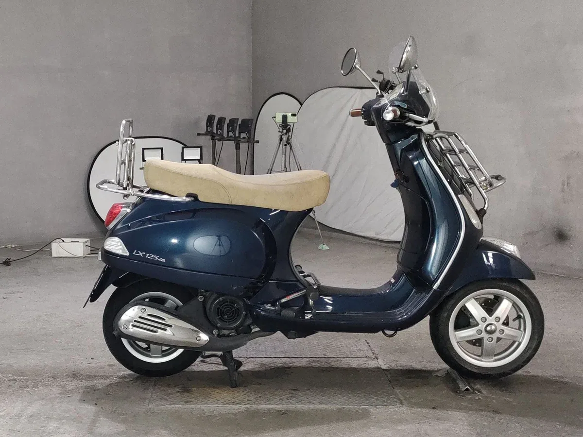 Vespa LX 125