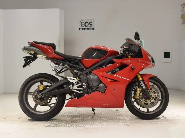 Triumph Daytona 675