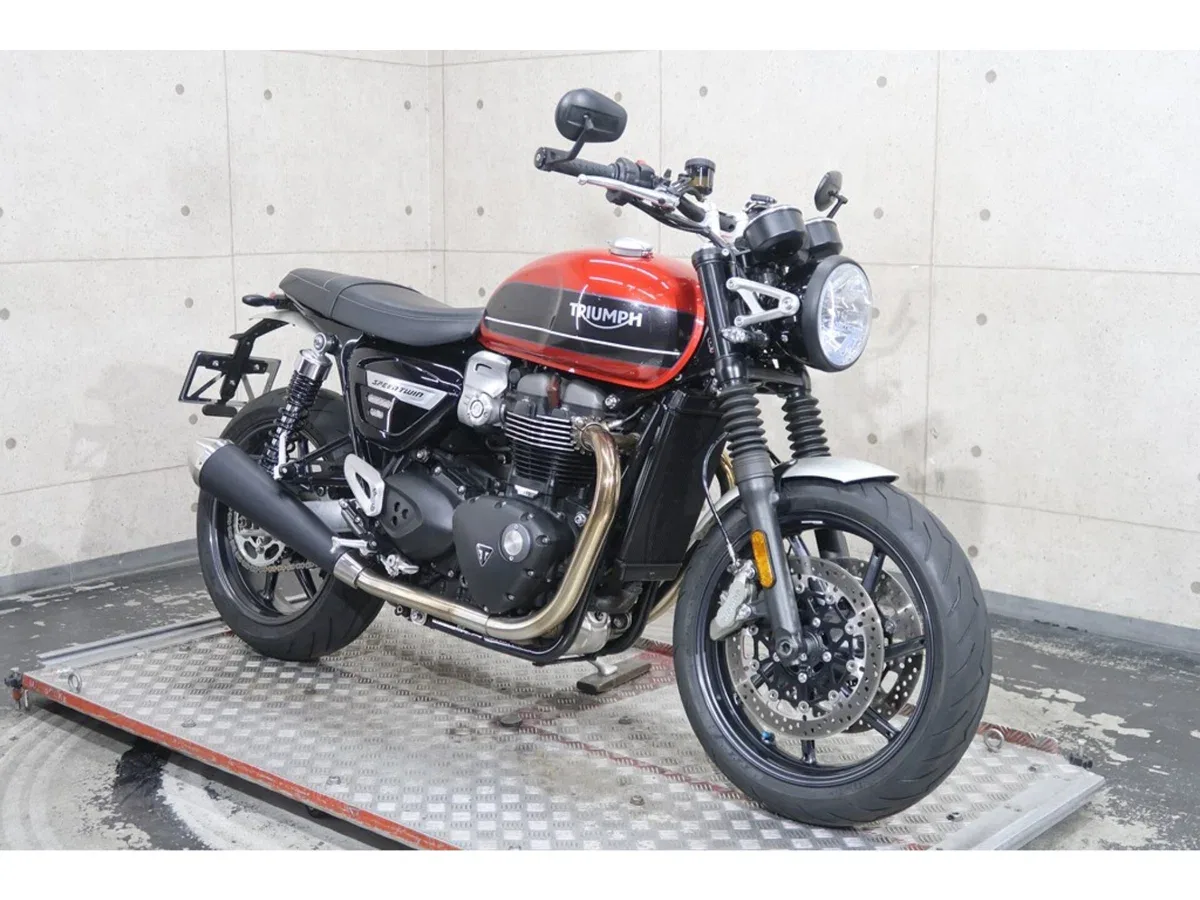 Triumph Speed Twin