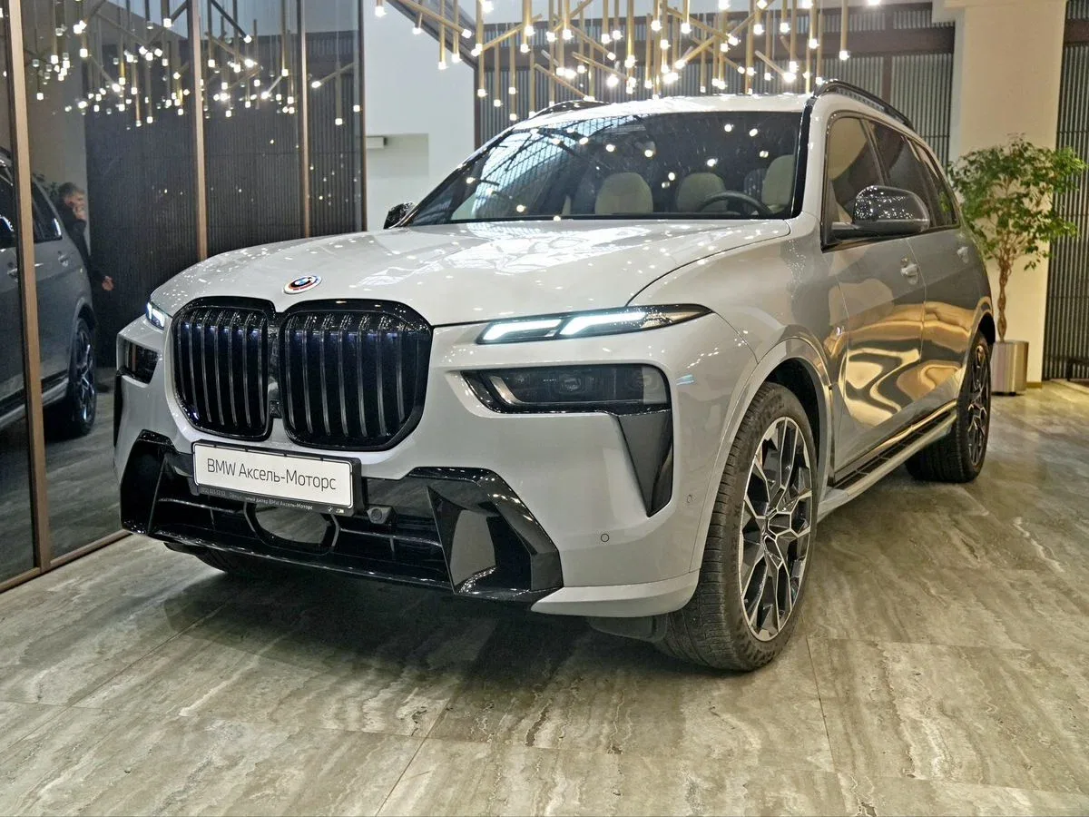 BMW X7 I (G07) Рестайлинг