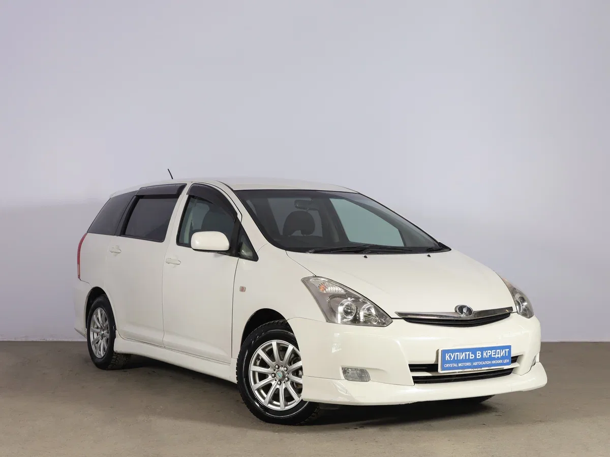 Toyota Wish I Рестайлинг