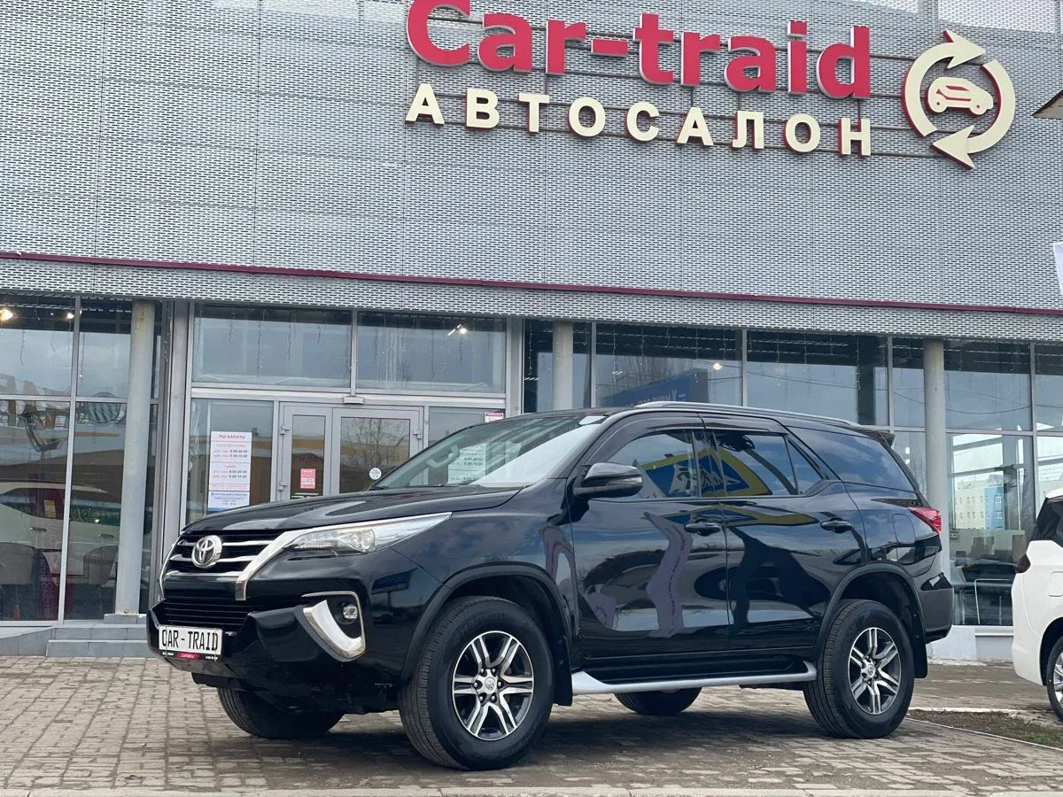Toyota Fortuner II
