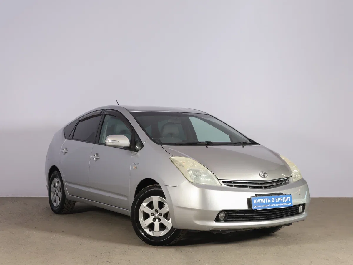 Toyota Prius II Рестайлинг (XW20)