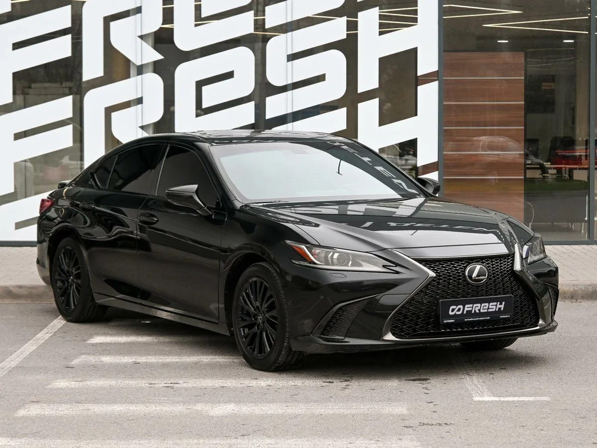 Lexus ES VII
