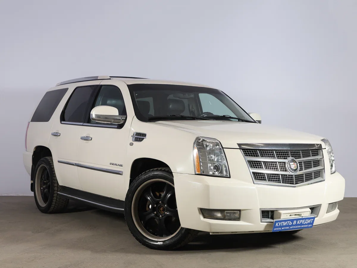 Cadillac Escalade III