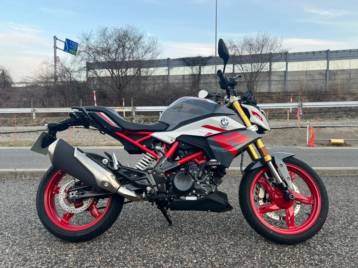 BMW G 310 R