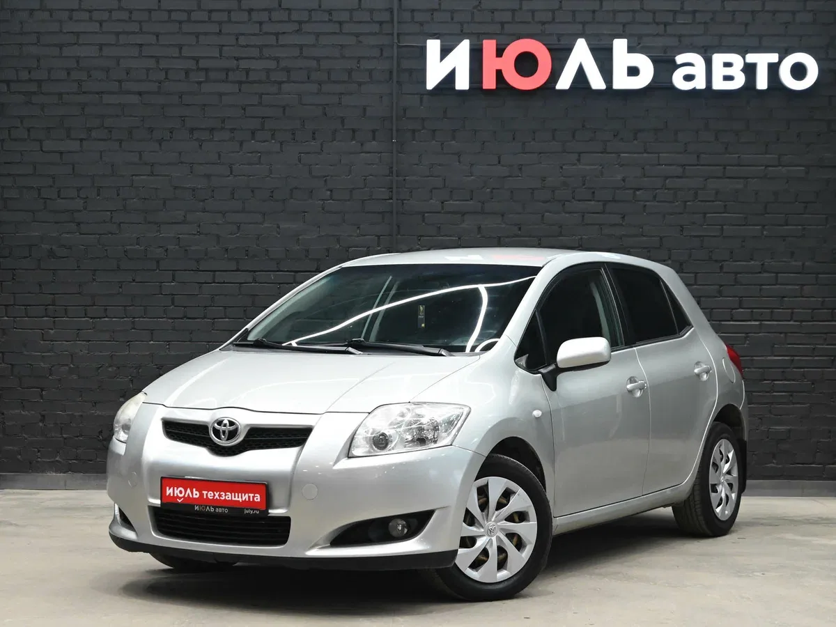 Toyota Auris I
