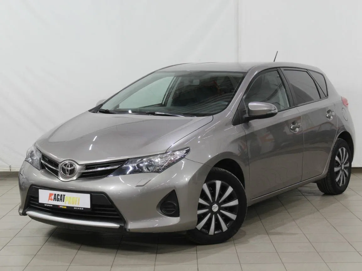 Toyota Auris II