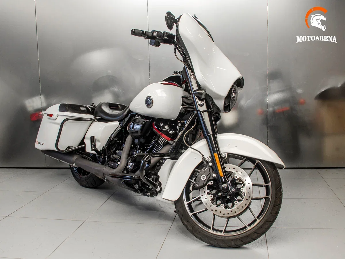 Harley-Davidson CVO Street Glide