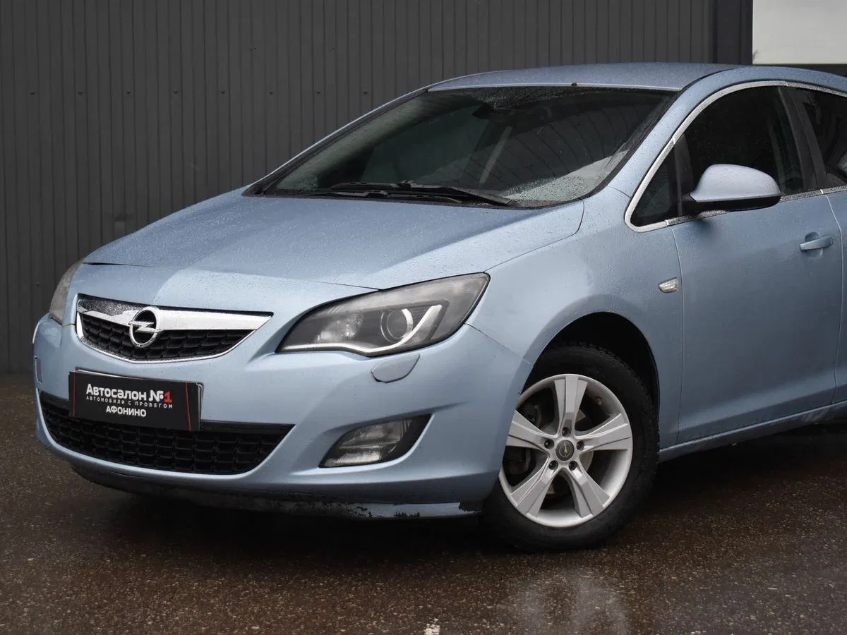 Opel Astra J