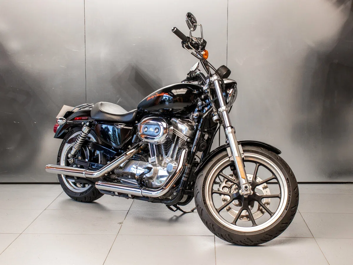 Harley-Davidson Sportster 883