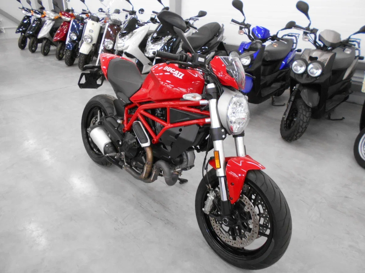 Ducati Monster 797