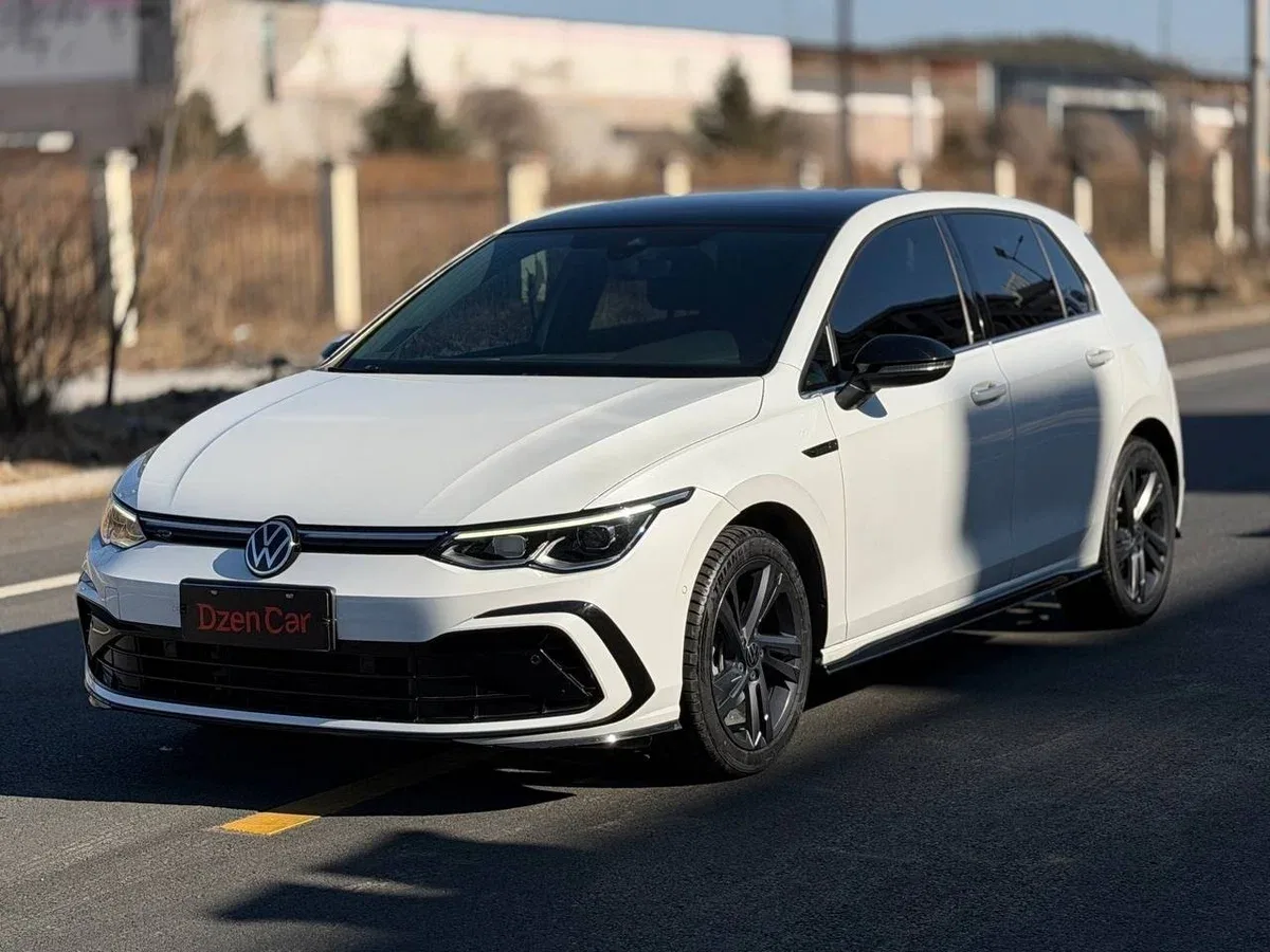 Volkswagen Golf VIII